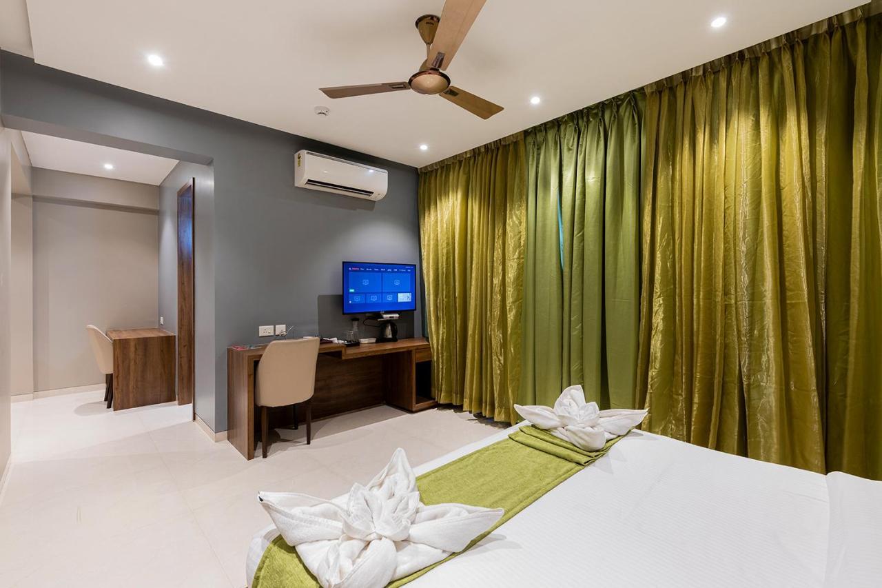 Hotel Seven Oaks Navi Mumbai Luaran gambar