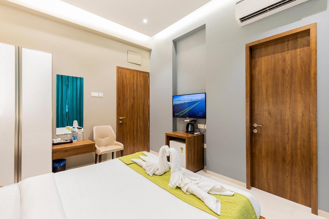 Hotel Seven Oaks Navi Mumbai Luaran gambar