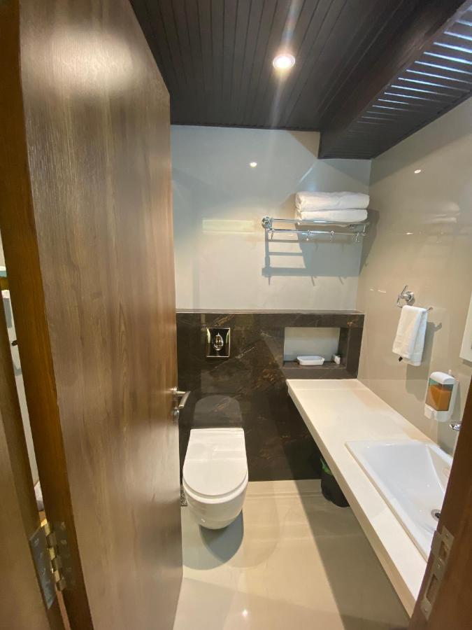 Hotel Seven Oaks Navi Mumbai Luaran gambar