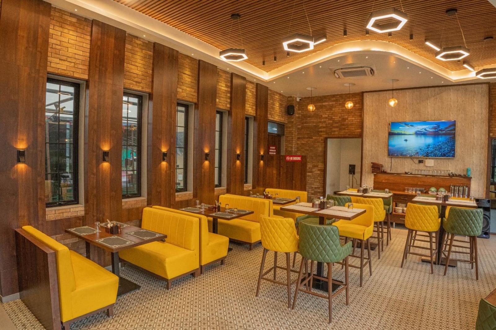 Hotel Seven Oaks Navi Mumbai Luaran gambar