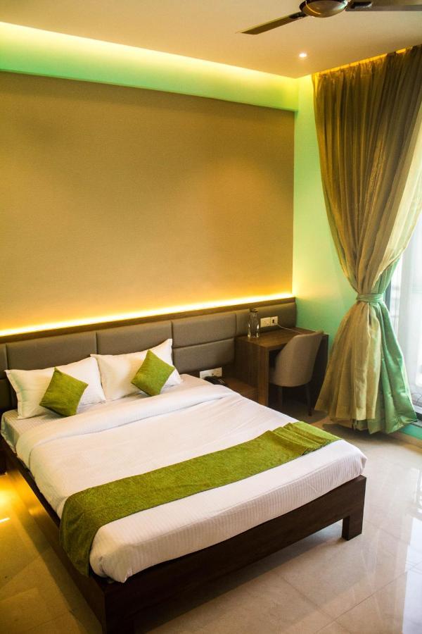 Hotel Seven Oaks Navi Mumbai Luaran gambar