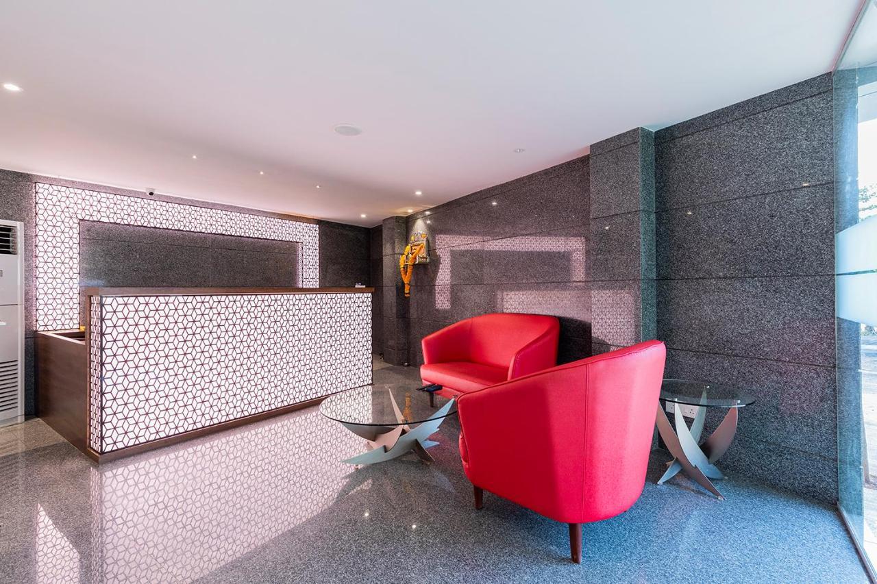 Hotel Seven Oaks Navi Mumbai Luaran gambar